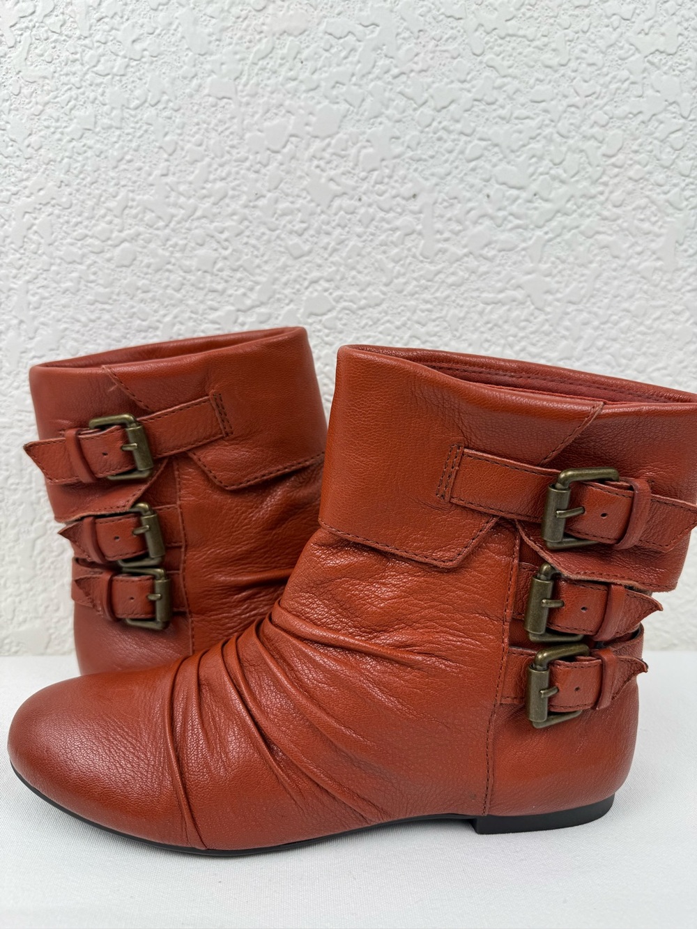 Gianni Bini Rust Orange Leather‎ Triple Buckle Ankle Boots | Women's 8